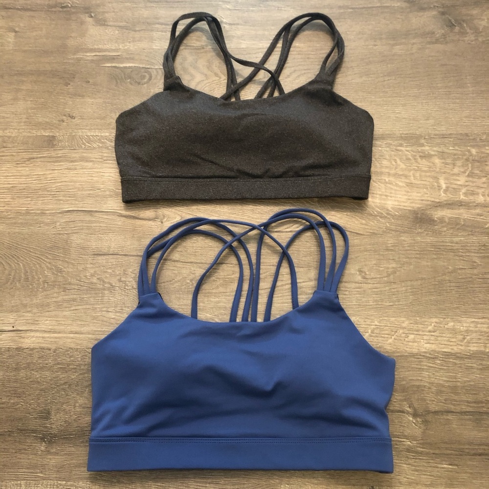 Gap sports bras- Size M- lot of 2